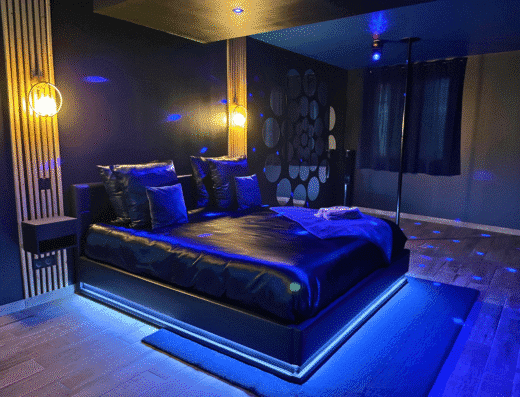 Suite Casanova – Escape Game coquin – Doux Bleu Jeux