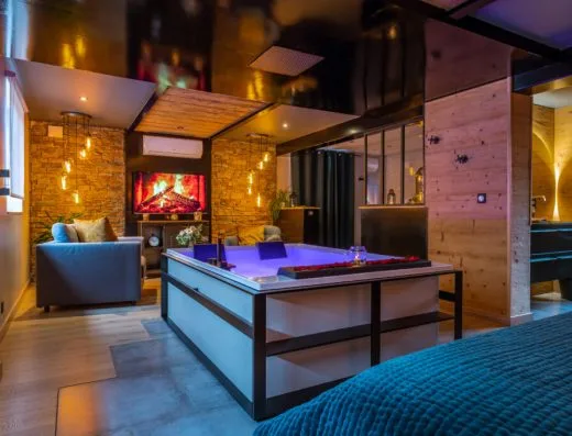Love Industrie & Spa en Alsace • Balnéo & Double Douche XXL